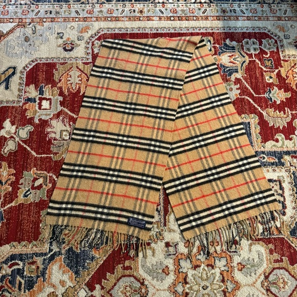 Vintage Burberry “Burberry’s” Cashmere & Wool Scarf 48 Inches Tan Nova Check - Picture 2 of 5